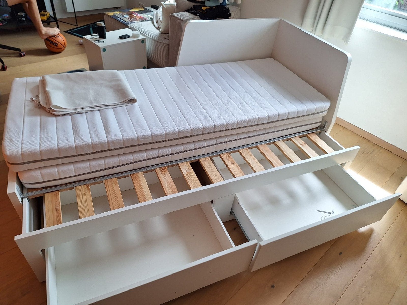 Ikea bedbank FLEKKE met 2 lades en matrassen . 80x200cm, Huis en Inrichting, Slaapkamer | Bedden, Ophalen