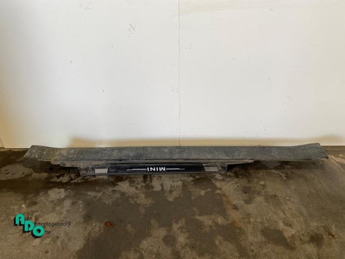 Jupe gauche d'un Mini Cooper (862/5), -, 3 mois de garantie, -, -