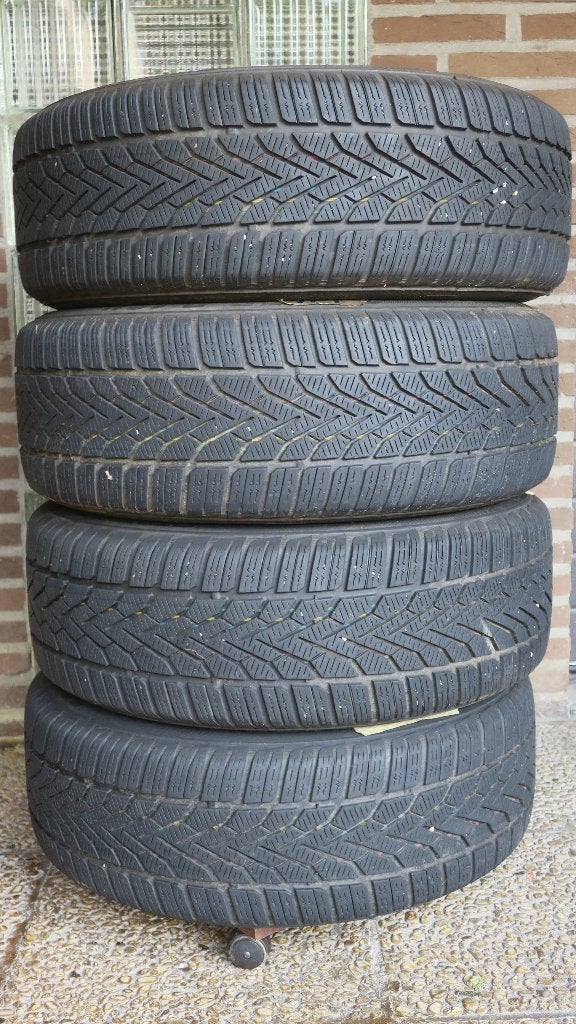 Winterbanden Golf 7, Auto-onderdelen, Ophalen, Gebruikt, 16 inch, Banden en Velgen