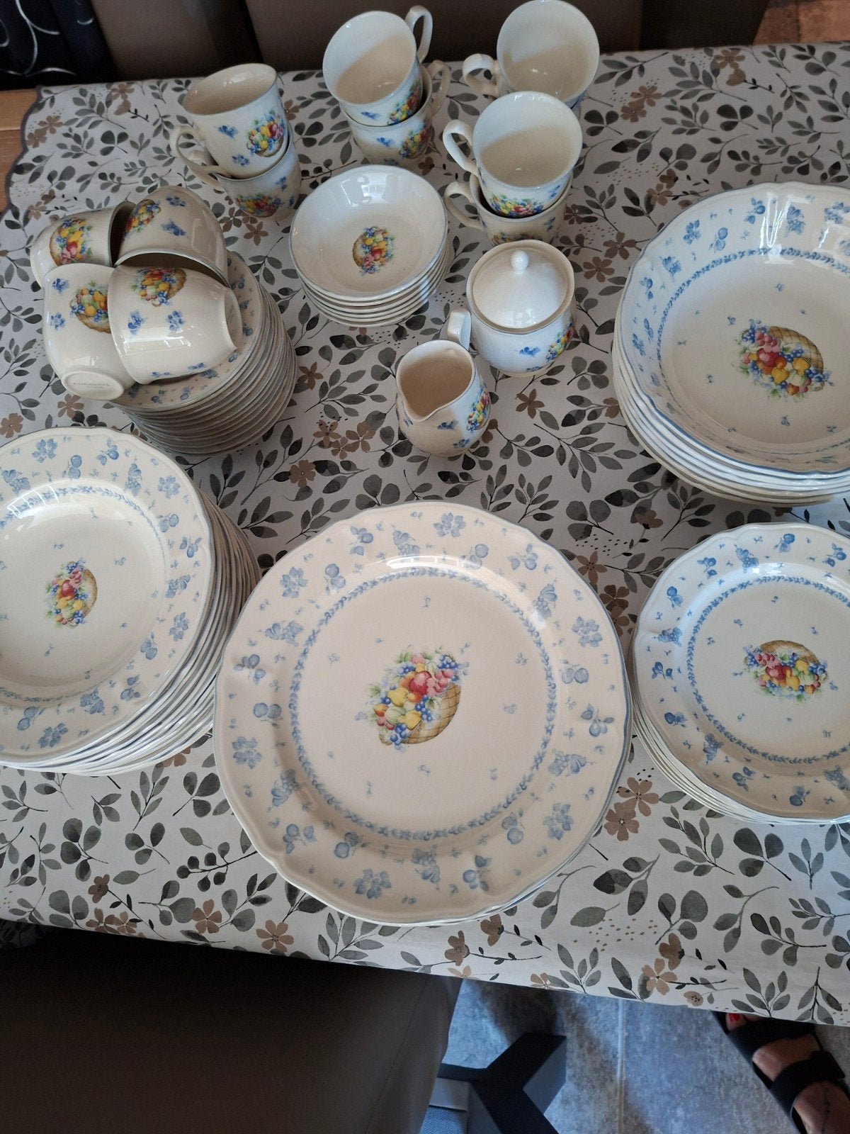 eet- en koffieservies, Huis en Inrichting, Ophalen