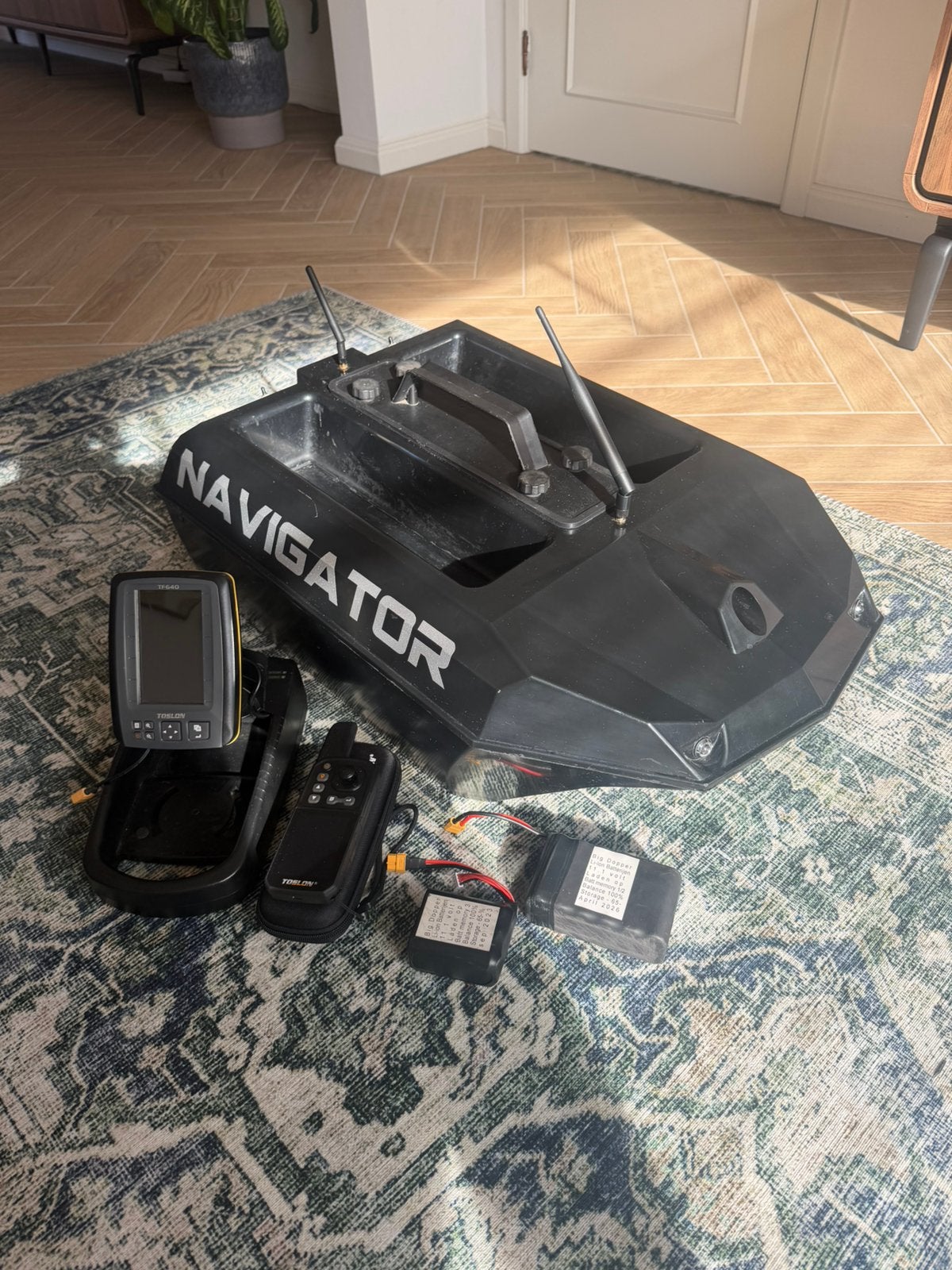 **MAVERICK** voerboot tekoop, Ophalen, Gebruikt