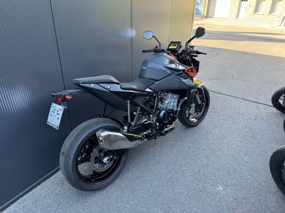 KTM - 990 Duke, Motoren, 2 cilinders, Motorrijbewijs A, Cruise Control, Meer dan 35 kW