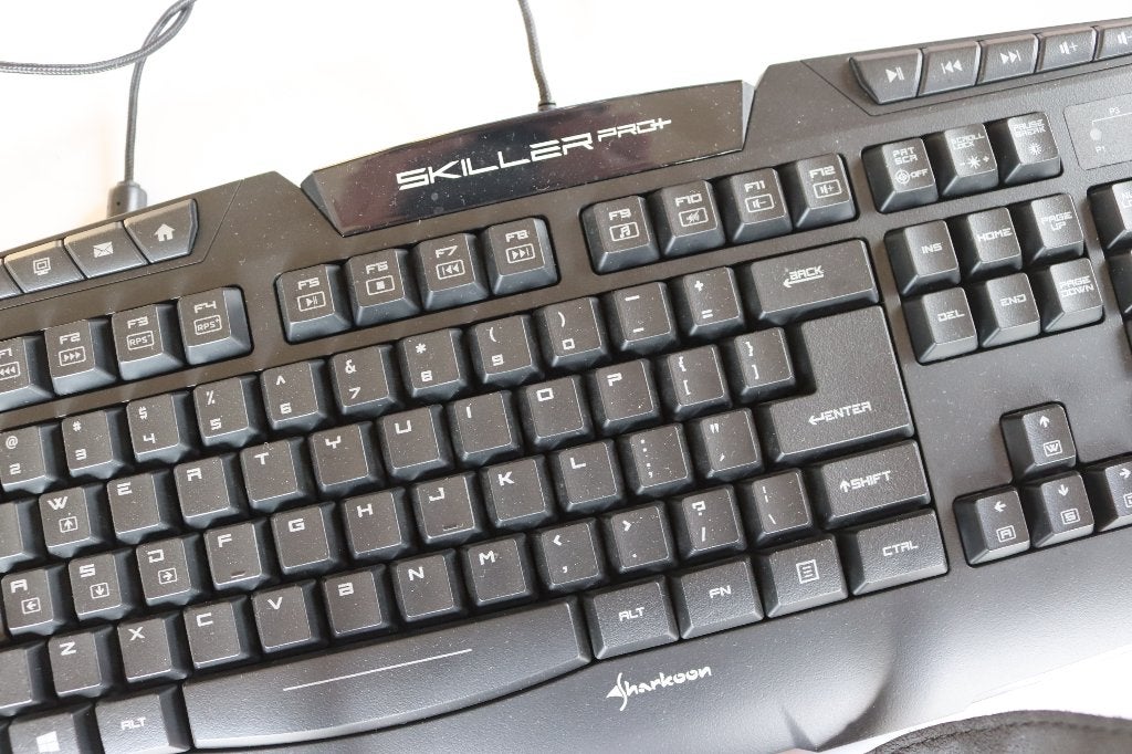 Toetsenbord Killer Pro van Sharkoon, Computers en Software, Toetsenborden, Nieuw, Qwerty, Bedraad, Ophalen