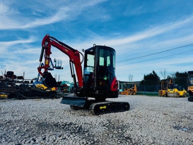 Mini-pelle 2.5 Tonnes JPC HT 25, Enlèvement, Excavatrice