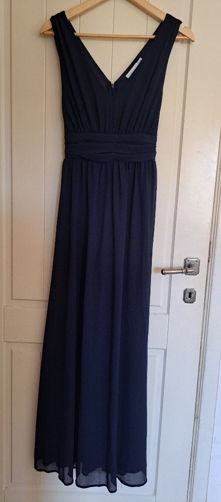 Prachtige avondjurk van Vila maat 36, Kleding | Dames, Galajurk, Vila, Maat 36 (S), Gedragen
