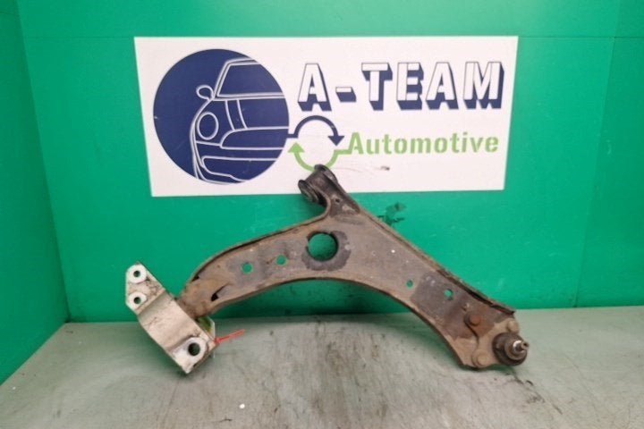 BRAS DE SUSPENSION AVANT DROIT (TRIANGLE) Seat Leon (1P1), Seat Deutschland GmbH, Service@seat.de, Utilisé, Seat