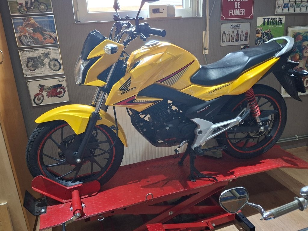 Honda cb125f in topstaat met slechts 5800km, Motos, Tourisme, Occasion, 125 cm³, Particulier