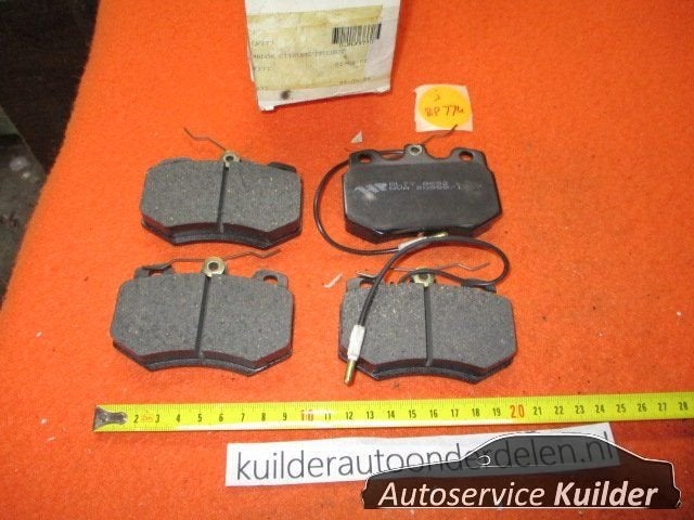 Remblokken voorzijde Citroen C15 Visa Peugeot 205 BP774 blf3, Neuf, Citroën, -, -