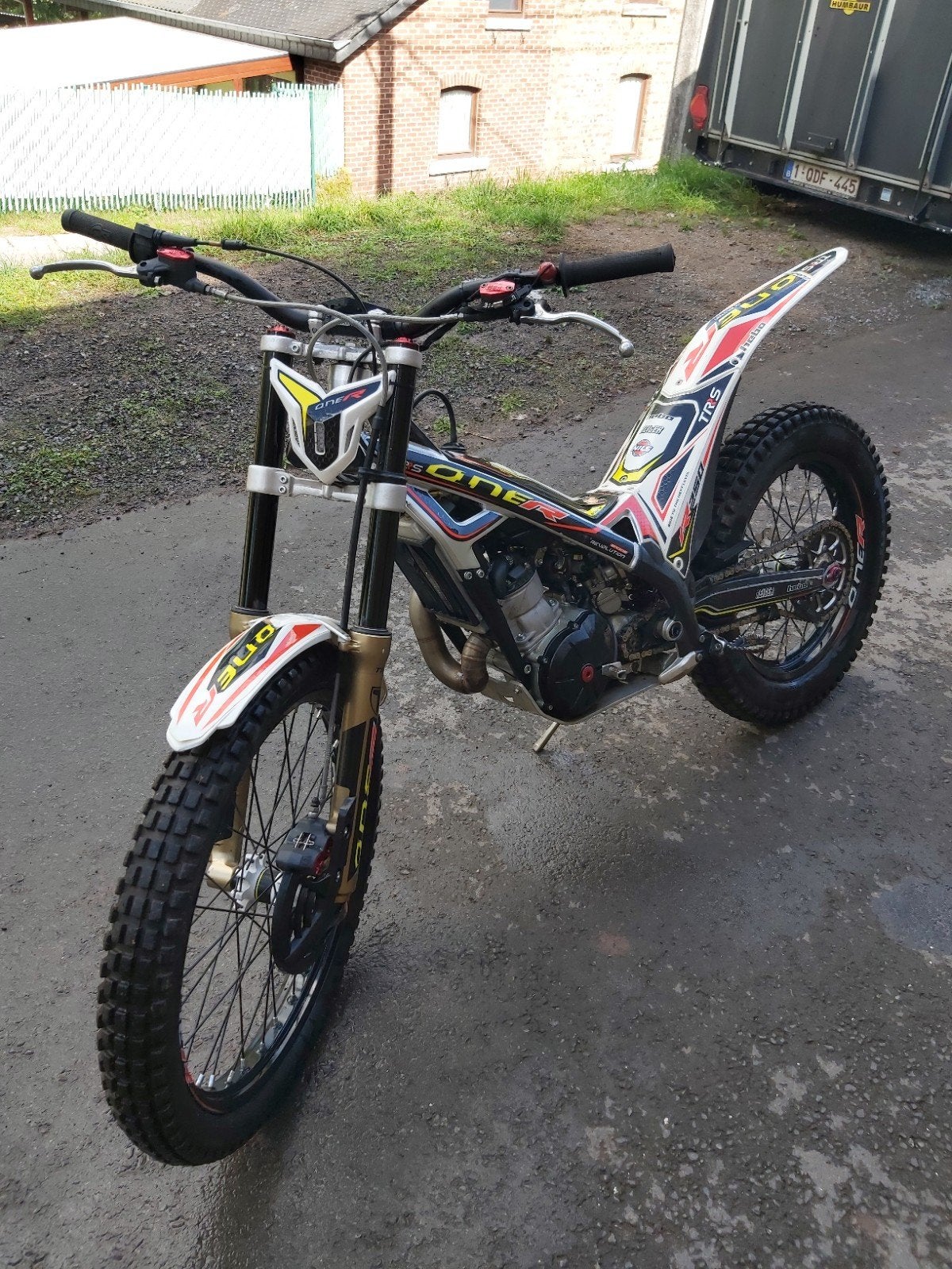 trs one R 250 de 2020, Motos
