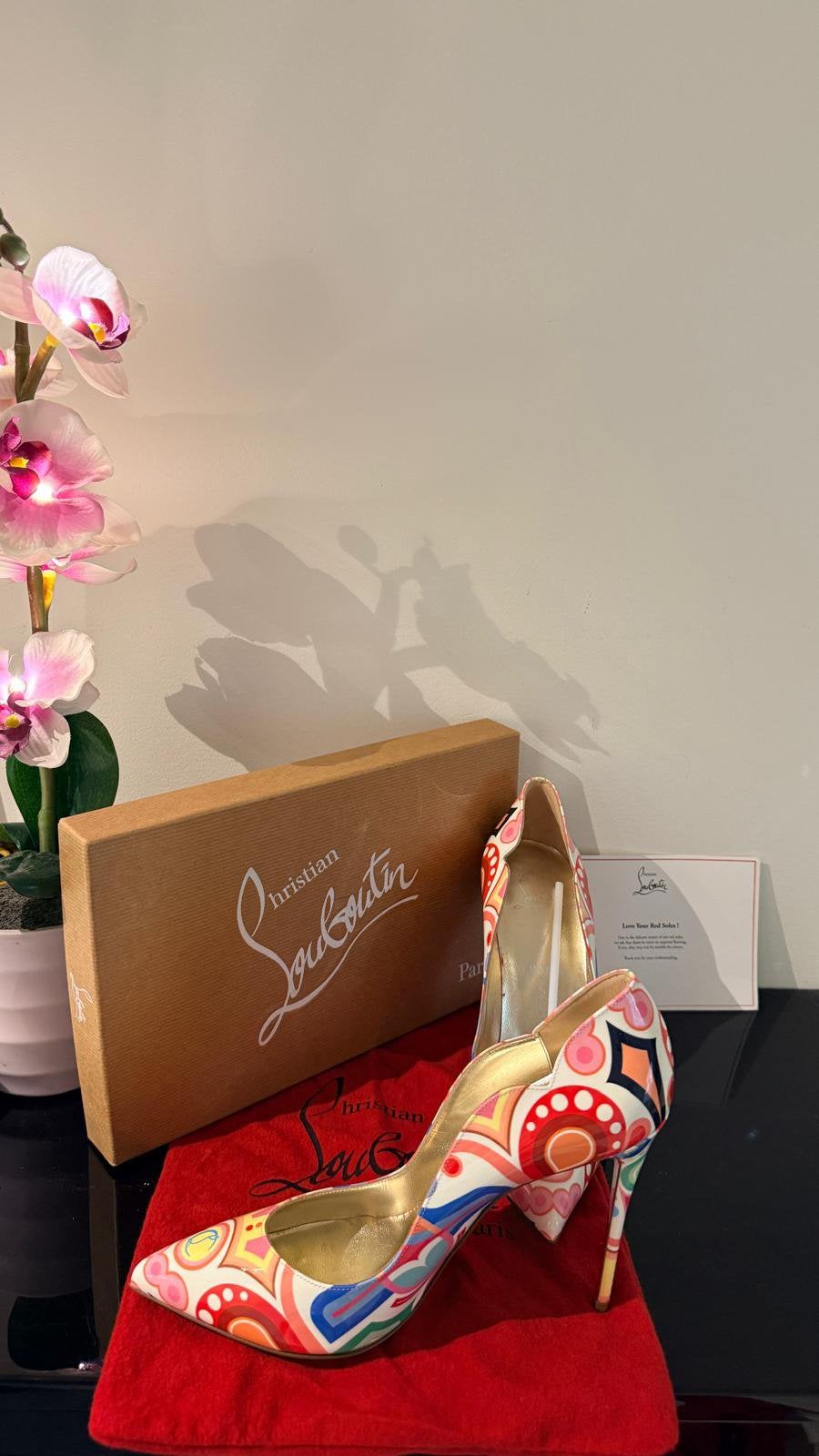 Louboutin hot chick 100 patent tivoli, Kleding | Dames, Schoenen, Ophalen of Verzenden