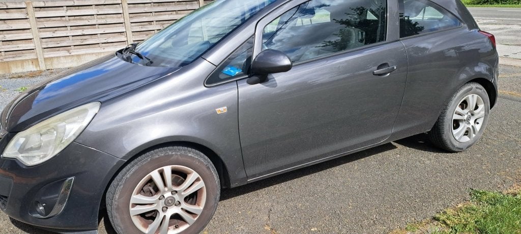 Opel corsa, Auto's, Opel, Voorwielaandrijving, Airconditioning, Handgeschakeld, Grijs