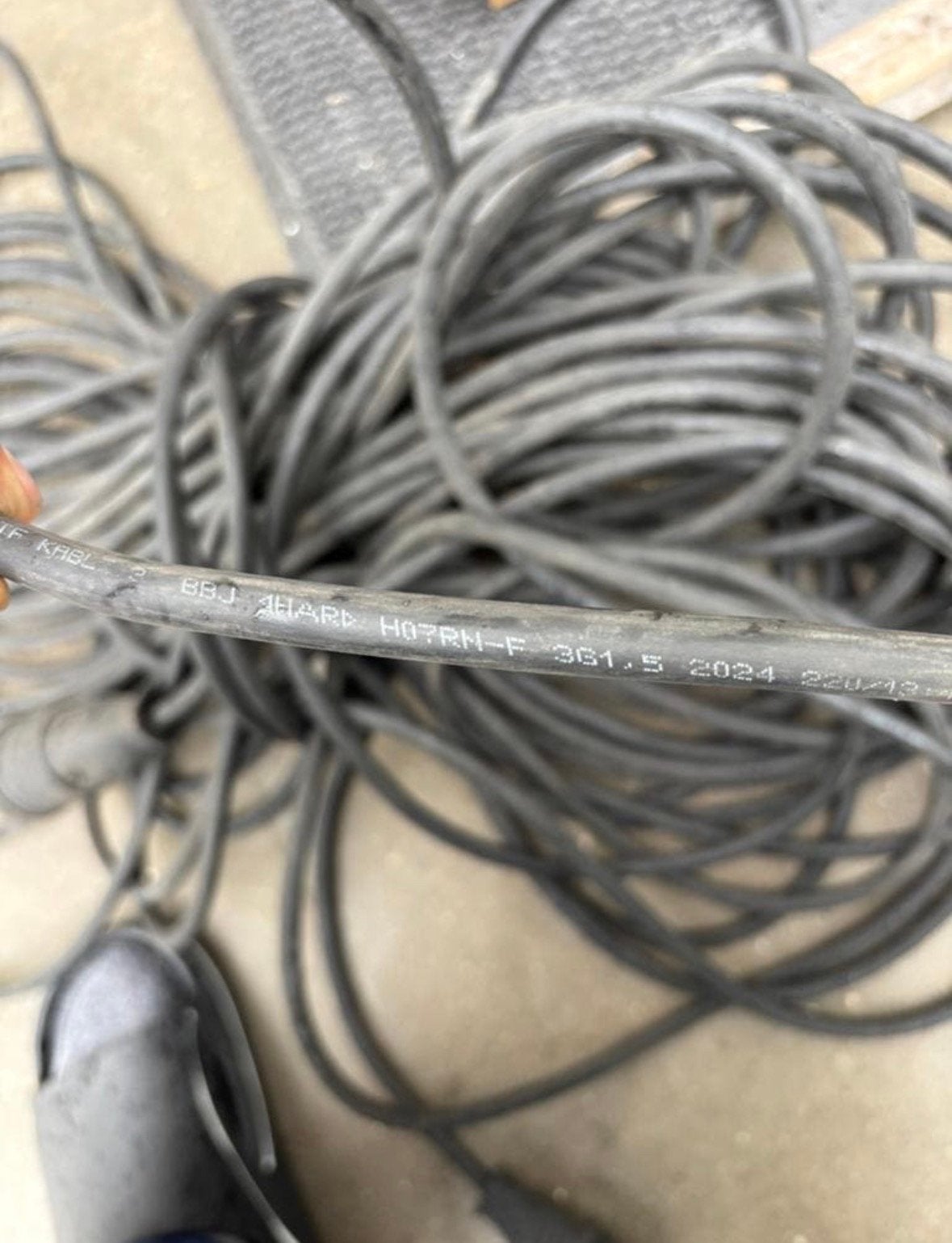 Verlengkabel 32-35 m/ 3G-1,5 mm, Ophalen, Zo goed als nieuw