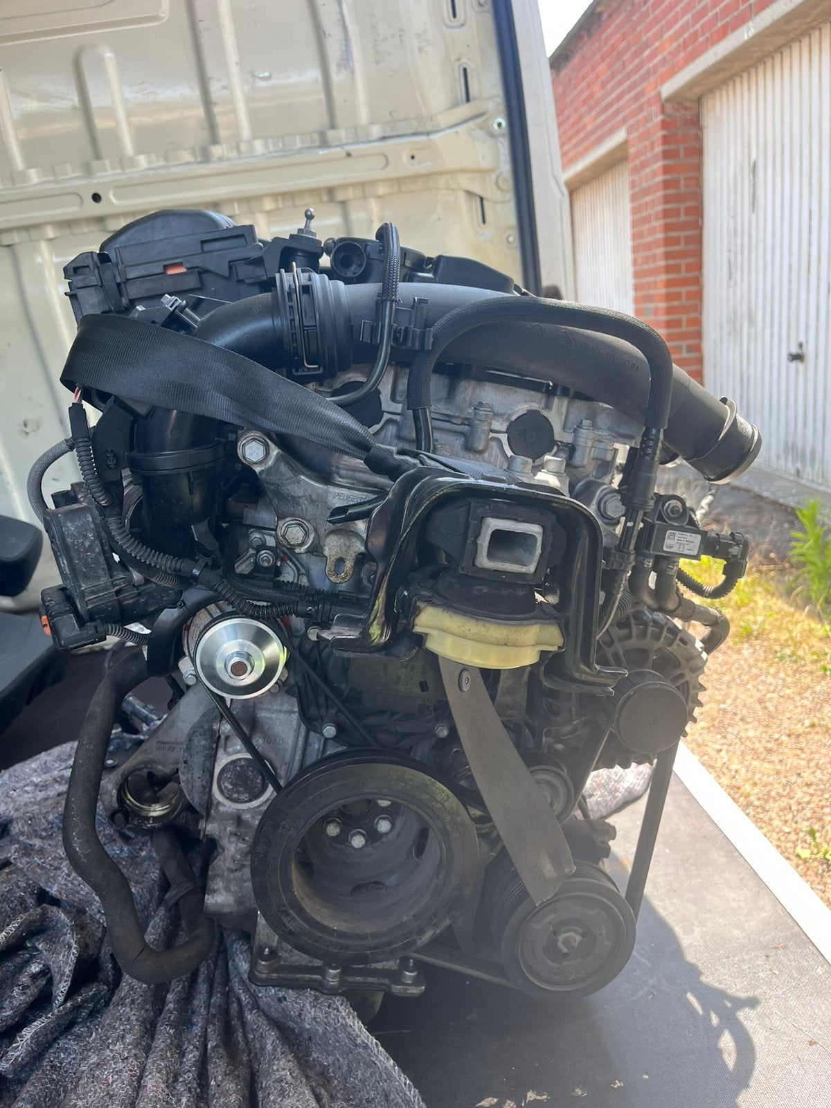 Peugeot 1.2 Purtech 110cc 130pk 100pk HN01 motor, Auto-onderdelen, Ophalen, Opel