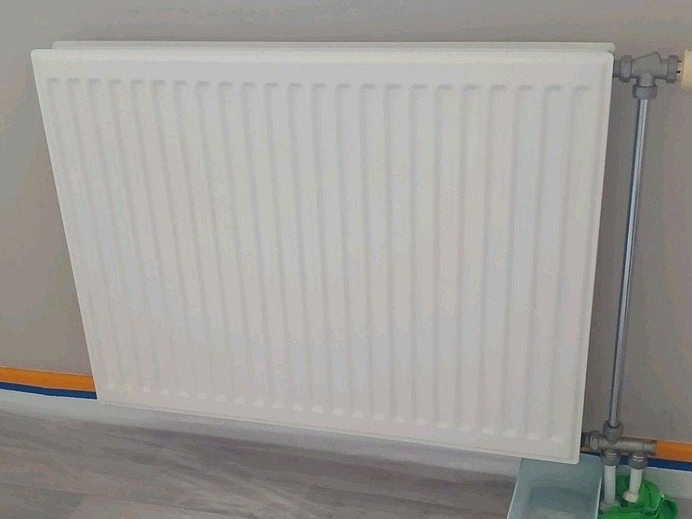 Radiator met ophangsysteem 60x80, Ophalen, Zo goed als nieuw
