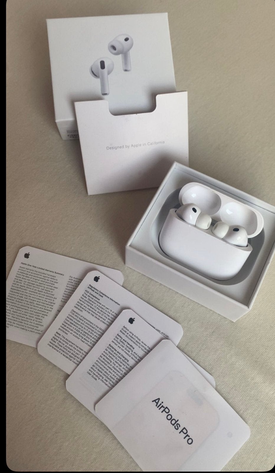 Airpods Pro 3 (2025 ) (Nooit gebruikt), Télécoms, Neuf, Indicateur de batterie, Blanc, Intra-auriculaires (In-Ear)