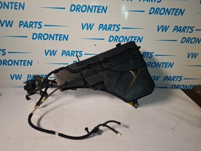 Ruitensproeiertank voor van een Alfa Romeo Stelvio, Auto-onderdelen, Ruiten en Toebehoren, Alfa Romeo, Gebruikt, 3 maanden garantie