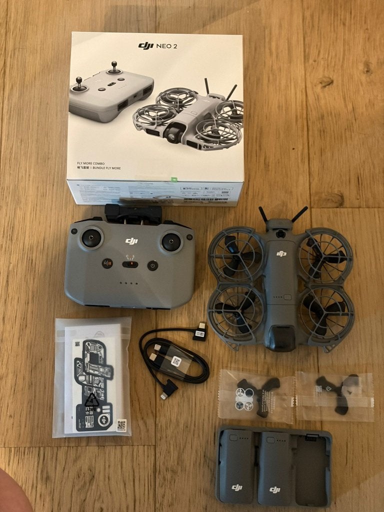 DJI Neo 2 Fly More Combo + Remote Controller, Enlèvement, Comme neuf, Moins de 250 g, DJI