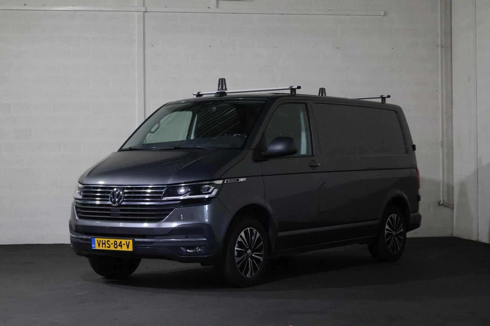 Volkswagen Transporter 2.0 TDI Bulli L1 H1 Automaat Leer Led, Auto's, Automaat, Parkeersensor, Diesel, Zilver of Grijs