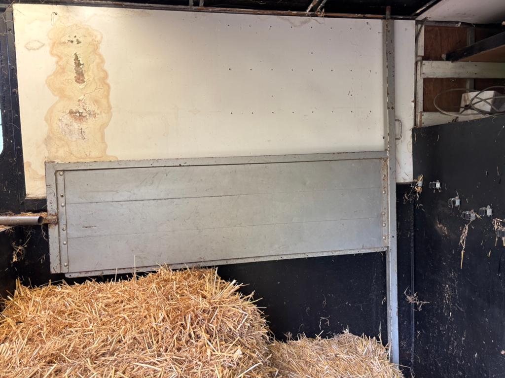 Tussenschot, Dieren en Toebehoren, Paarden en Pony's | Trailers en Aanhangwagens, Ophalen, Zo goed als nieuw