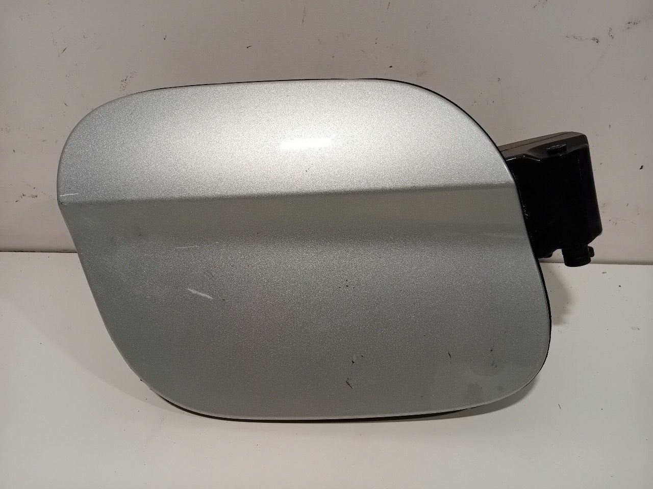 Tank klep Opel Astra, Onderdelen@venauto.nl, Van der Ven Autorecycling B.V., Ettenseweg 76, 4706 PB Roosendaal, The Netherlands