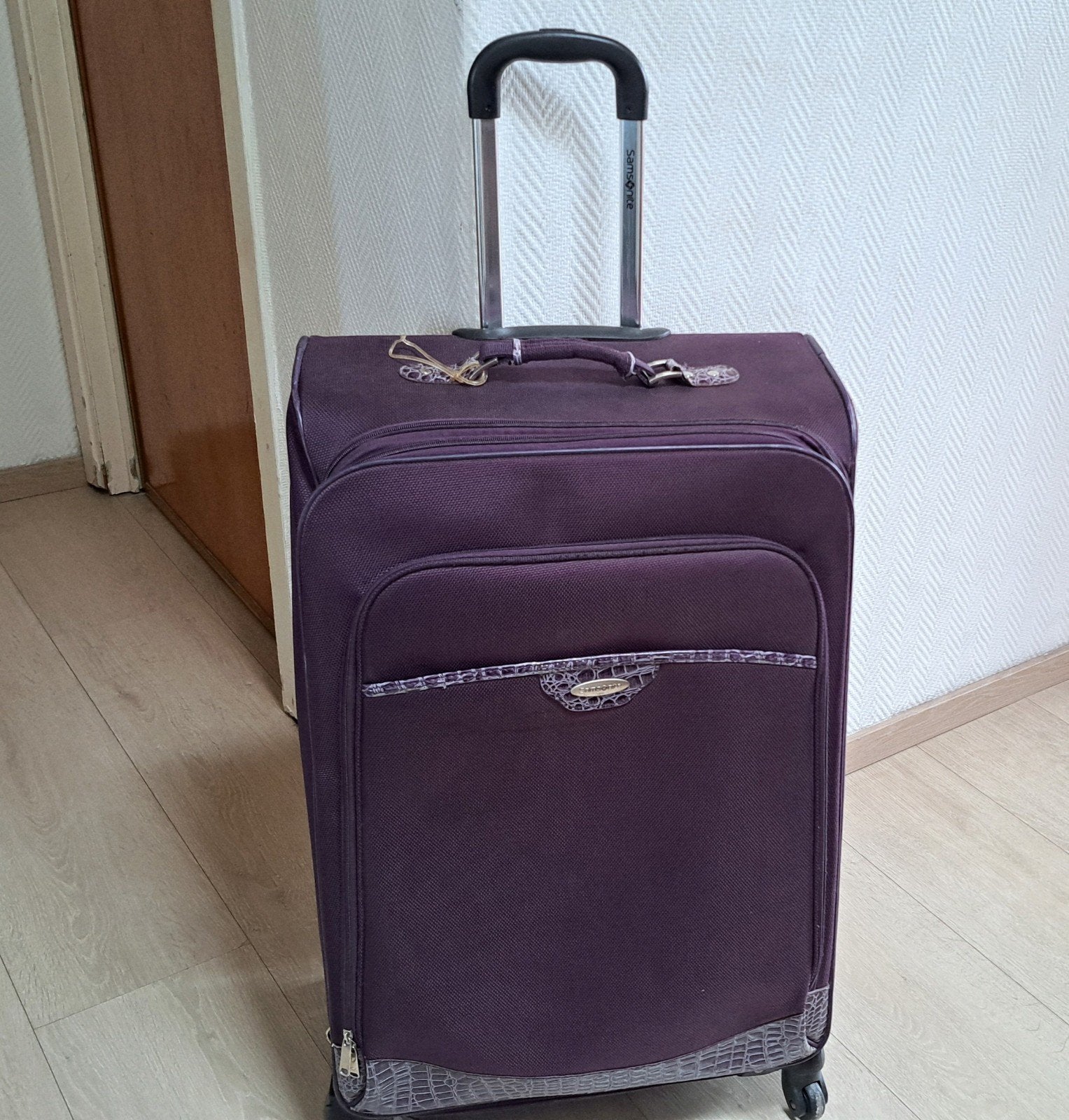 samsonite grande valise trolley 4x roulette dimension +_75cm, Bijoux, Sacs & Beauté, Enlèvement, Utilisé