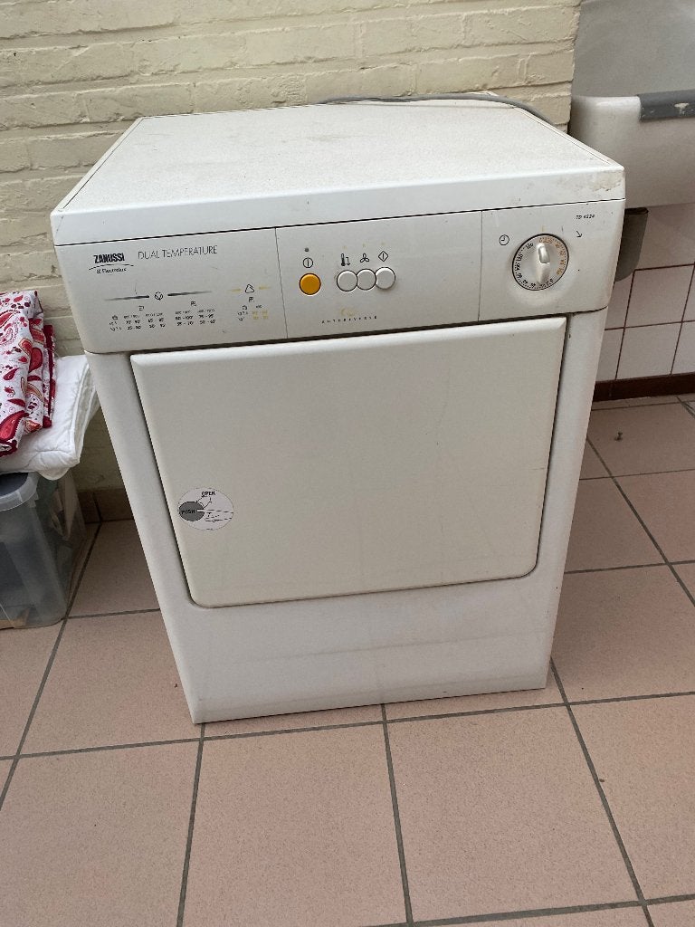 Armoire de séchage, Évacuation d'air, Chargeur frontal, Enlèvement, Utilisé