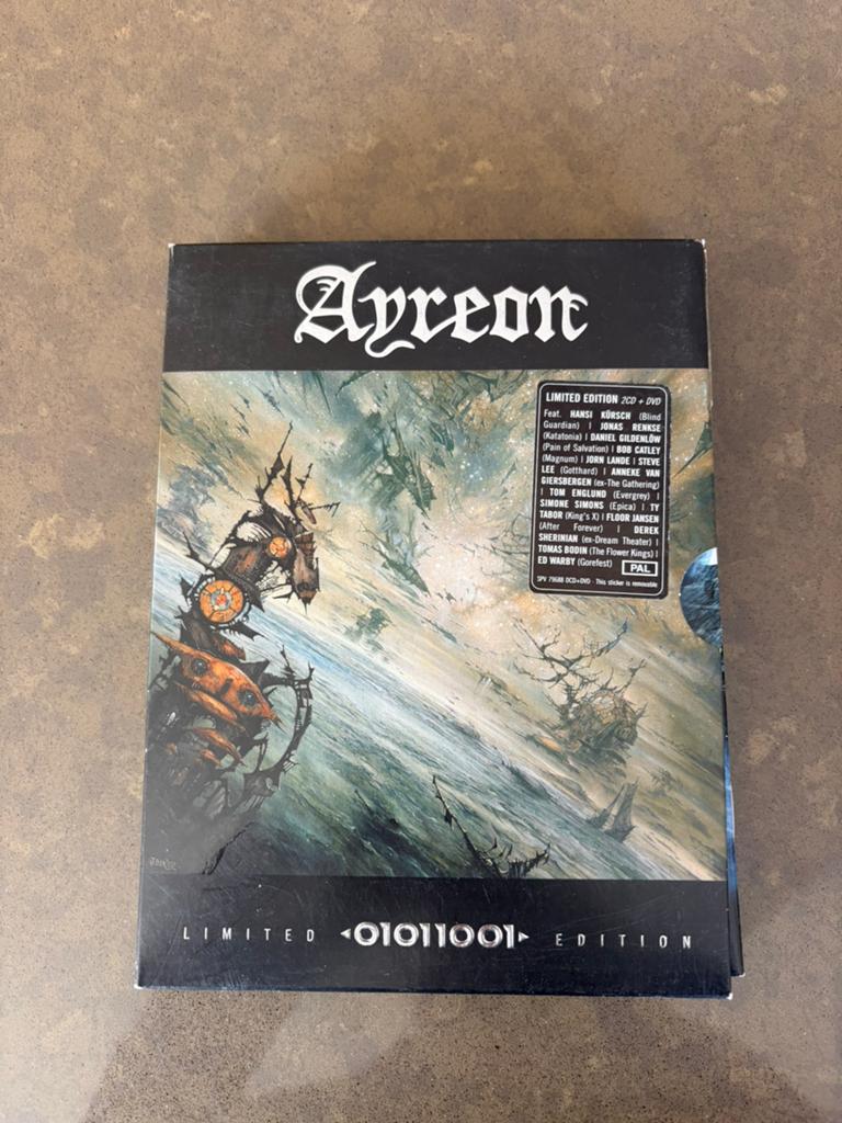 2 CD + DVD Ayreon 01011001 Limited edition box, Ophalen of Verzenden, Zo goed als nieuw, Boxset