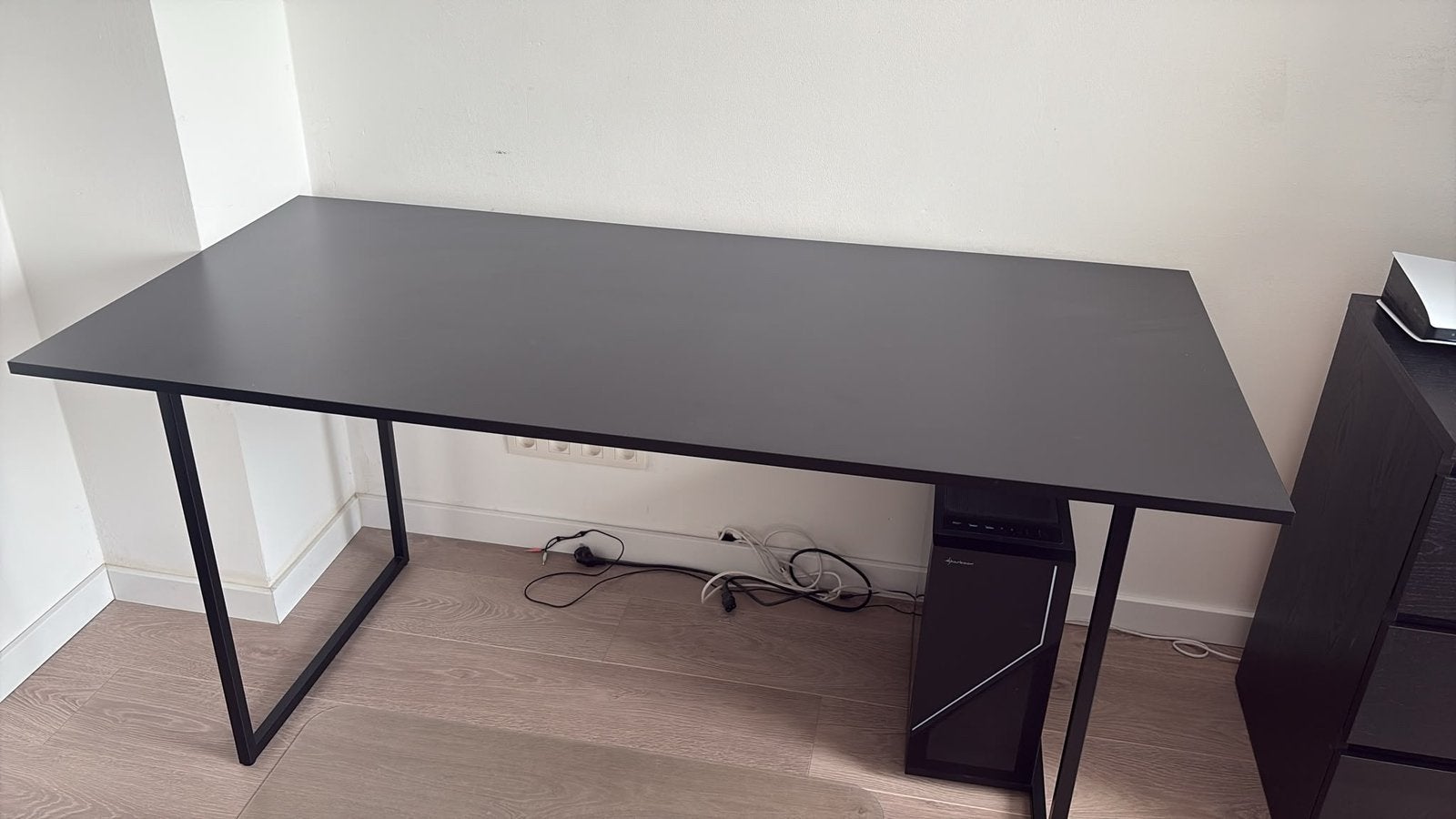 Bureau ikea zwart, Ophalen, Zo goed als nieuw, IKEA, Zwart