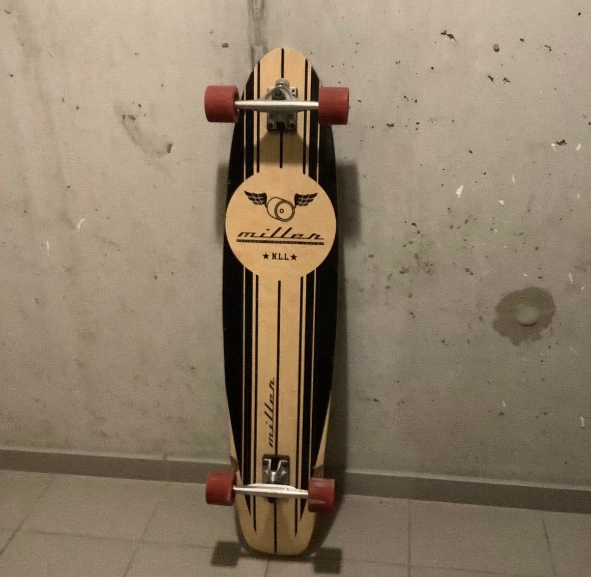 Longboard Miller, Enlèvement, Comme neuf, Autres types, Longboard