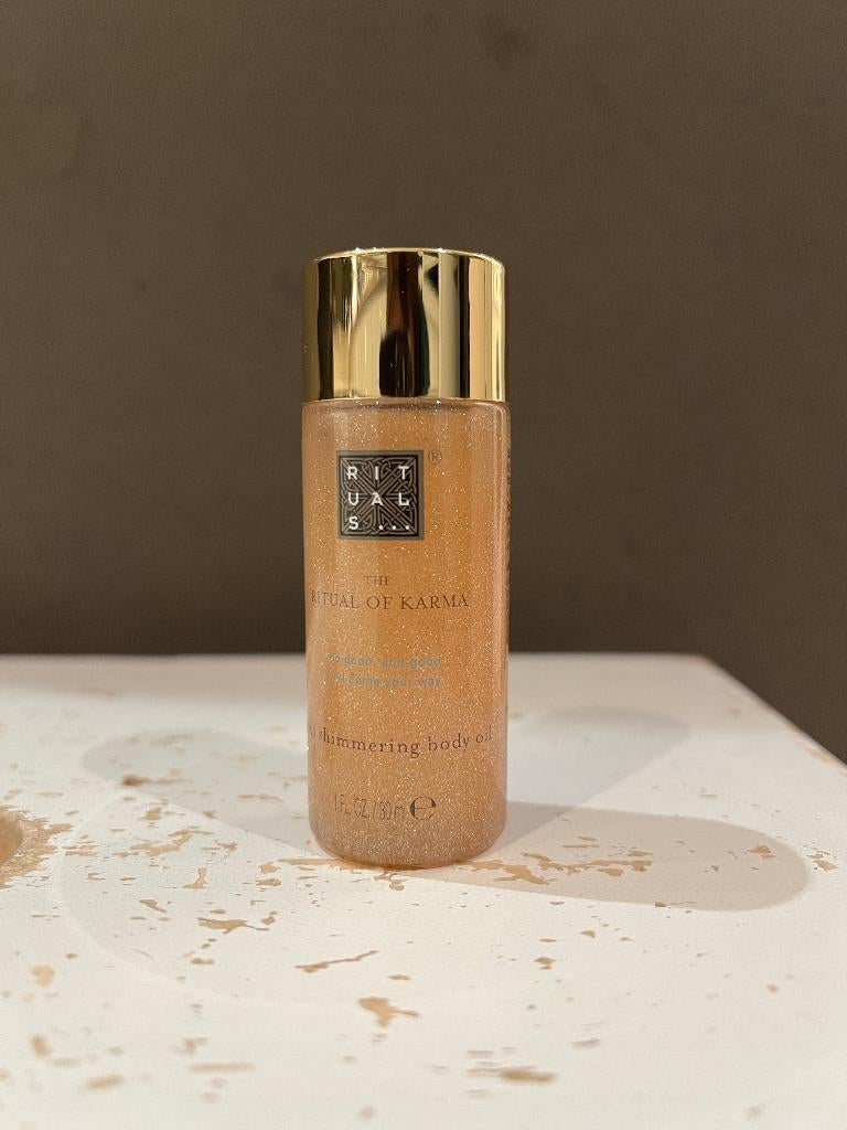 Rituals shimmer body oil, Bijoux, Sacs & Beauté, Beauté | Soins du corps, Enlèvement ou Envoi, Neuf, Body lotion, Crème ou Huile