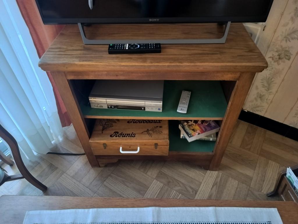 Tv meubel, Ophalen