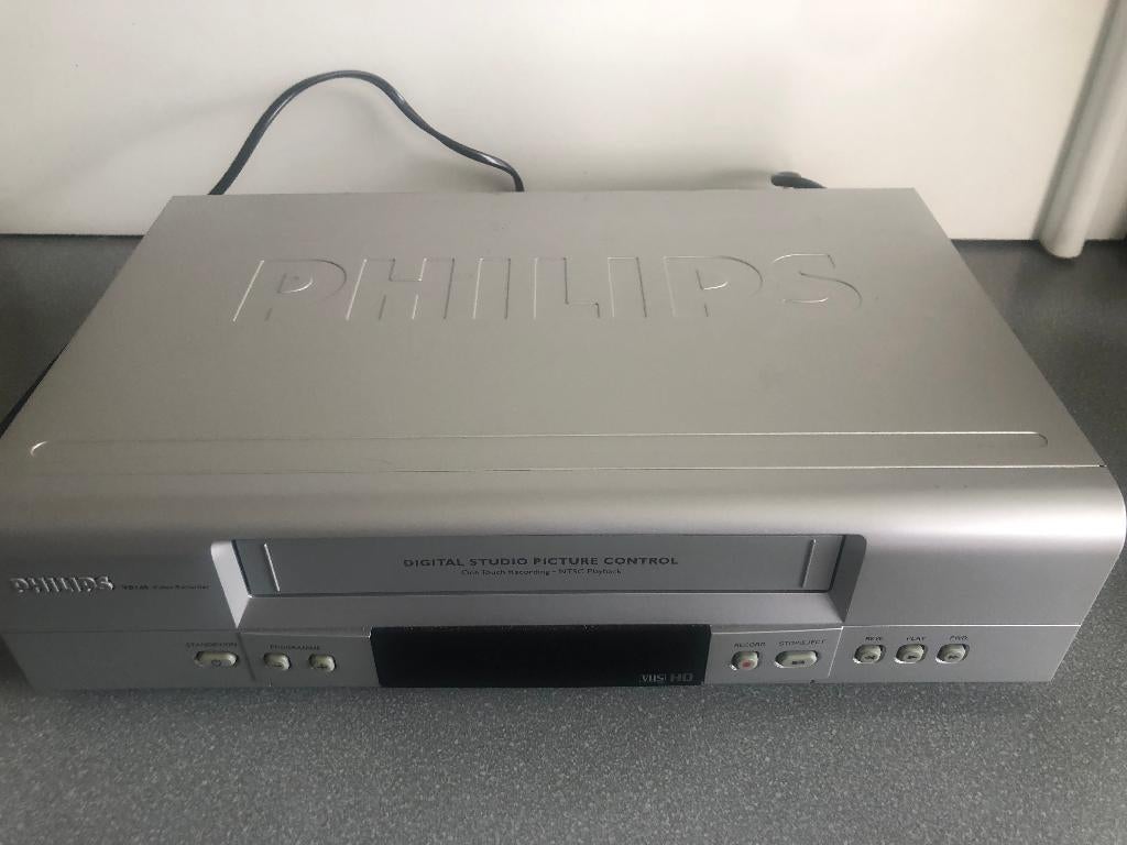 Philips videorecorder met afstandsbediening, Ophalen, Gebruikt, VHS-speler of -recorder