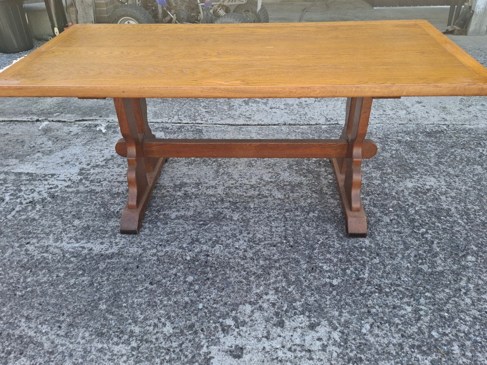 Table en chêne, Antiquités & Art, Enlèvement