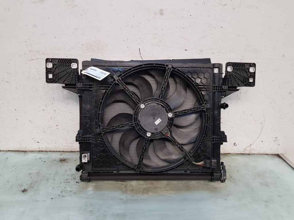 RADIATEUR COMPLET Volkswagen ID.3 (E11 / E12) (01-2019/-), Dhr. J. Ham, Volkswagen, Administratie@autoham.nl, Utilisé