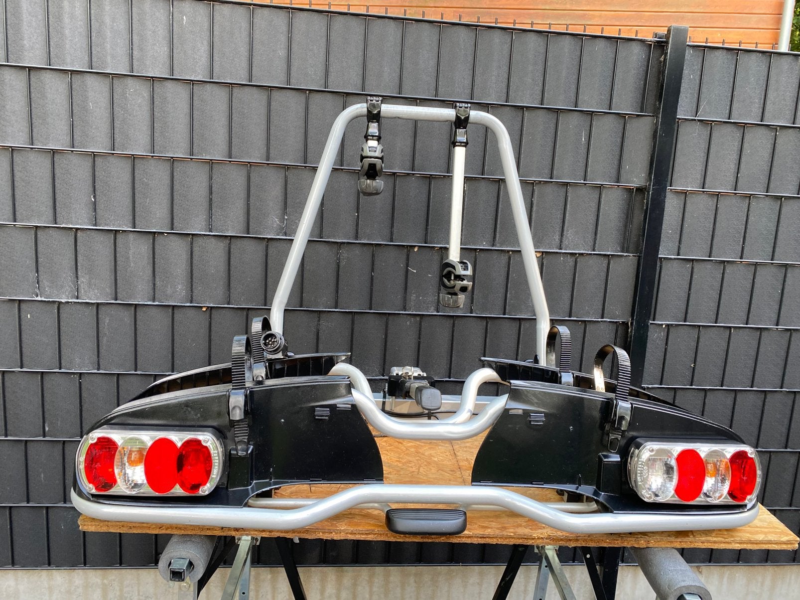 Fietsdrager Thule voor 2 zware elektrische fietsen, Ophalen, Zo goed als nieuw
