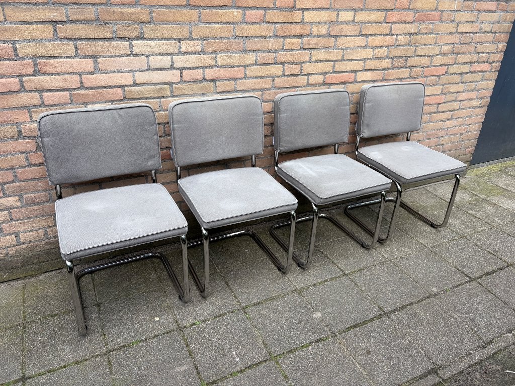 4 grijze Zuiver Ridge stoelen, Huis en Inrichting, Stoelen, Ophalen, Gebruikt, Stof, Grijs