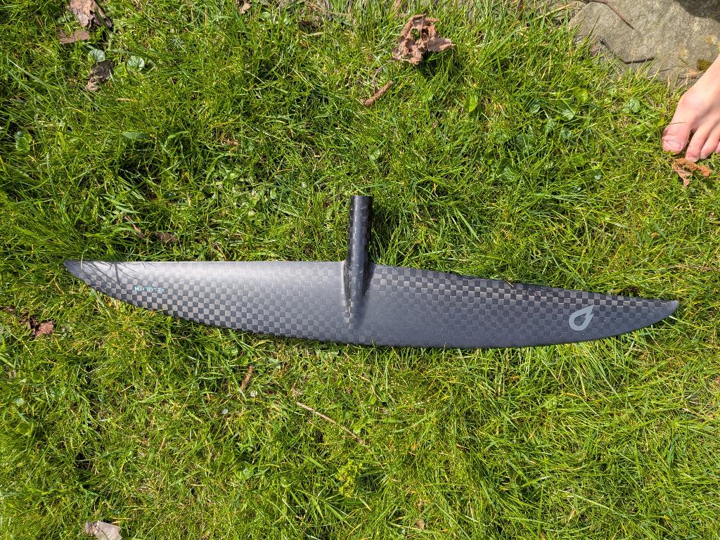 Veloce V3 small Gong, Watersport en Boten, Wingsurfen, Ophalen of Verzenden, Zo goed als nieuw, Wingsurf-hydrofoil