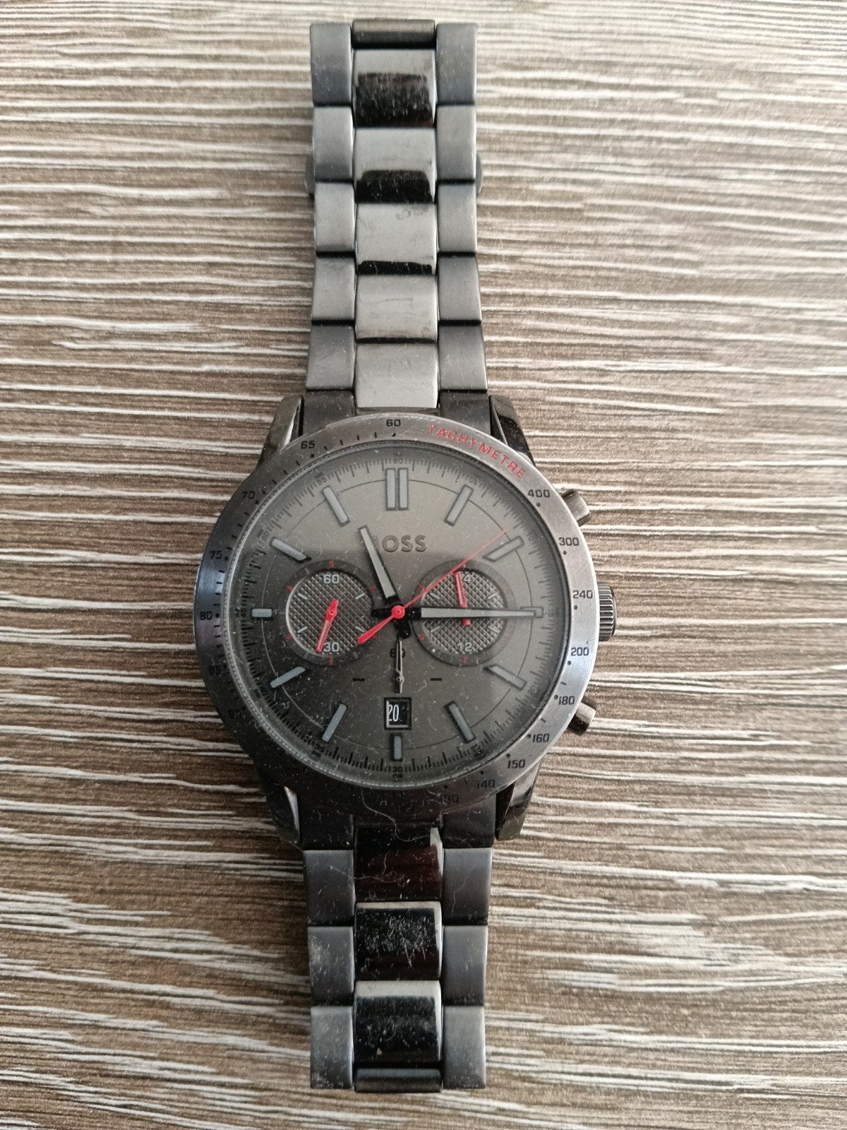 Hugo Boss uurwerk, Ophalen