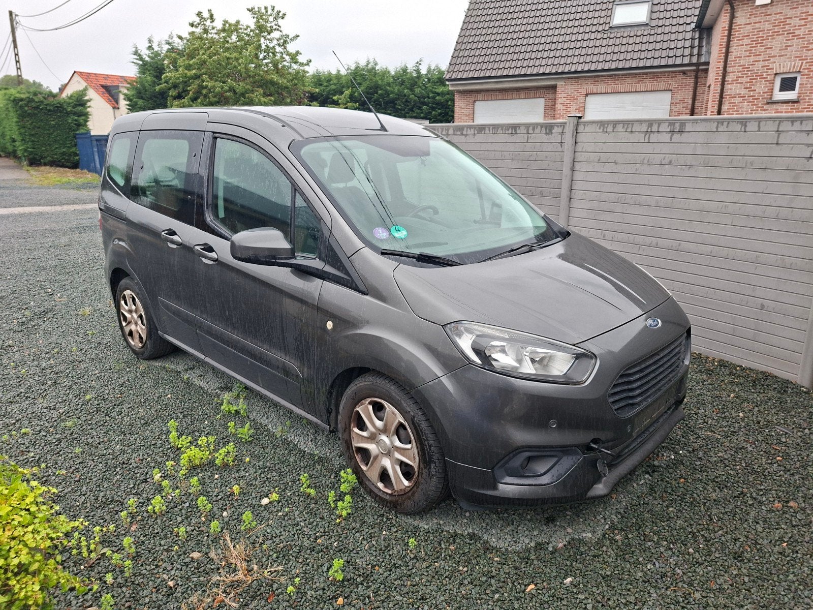 Ford courier, Auto's, Euro 6, Handgeschakeld, Particulier, Tourneo Courier