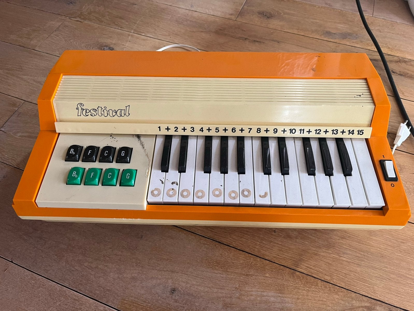 Festival harmonium, Muziek en Instrumenten, Orgels, Ophalen of Verzenden, Gebruikt, 1 klavier, Harmonium