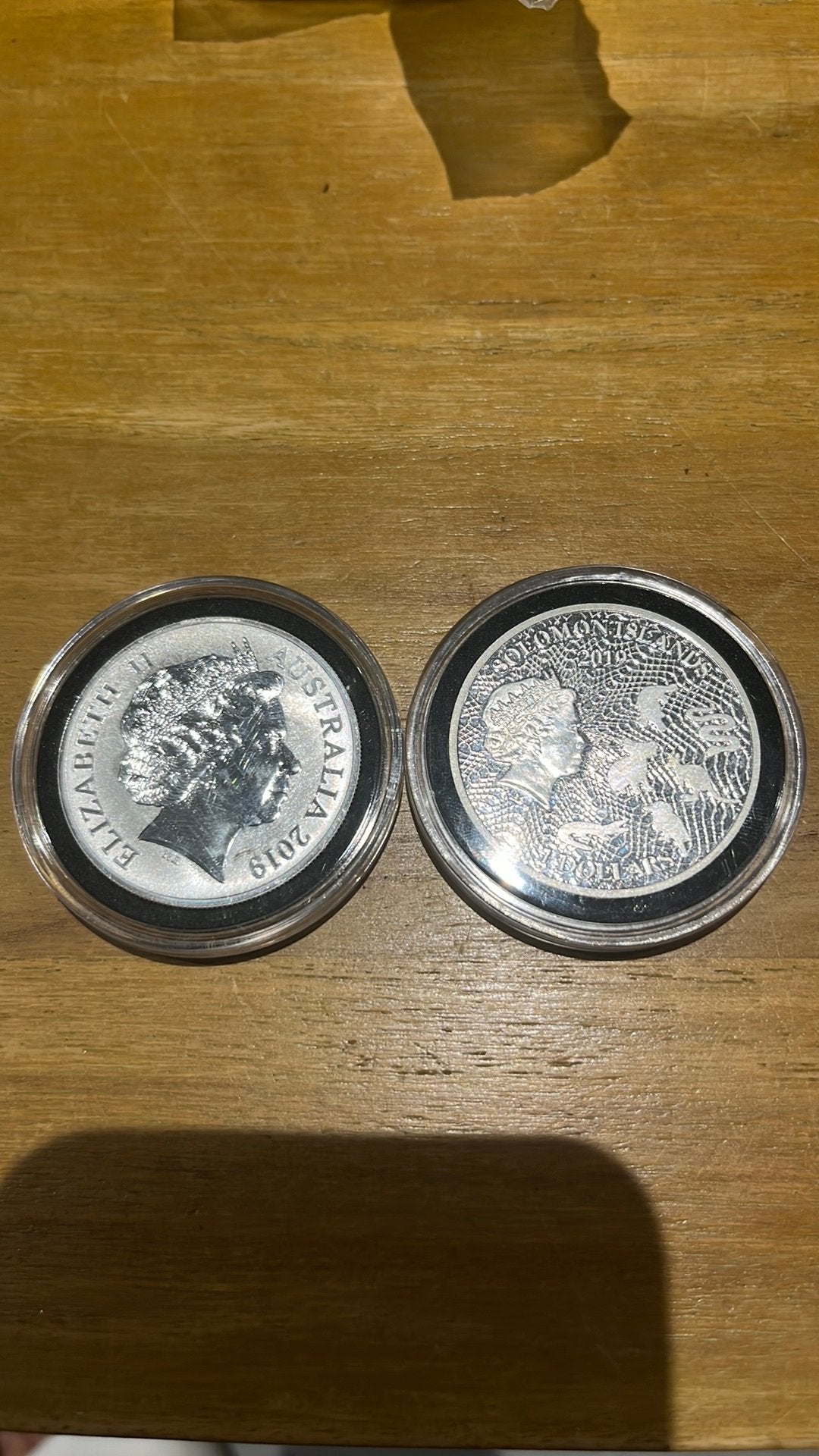 2 pièces en métal argenté, Timbres & Monnaies, Enlèvement ou Envoi, Argent