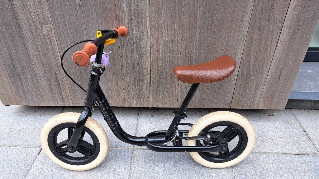 Zwarte Loopfiets Decathlon, Ophalen, Zo goed als nieuw, Loopfiets