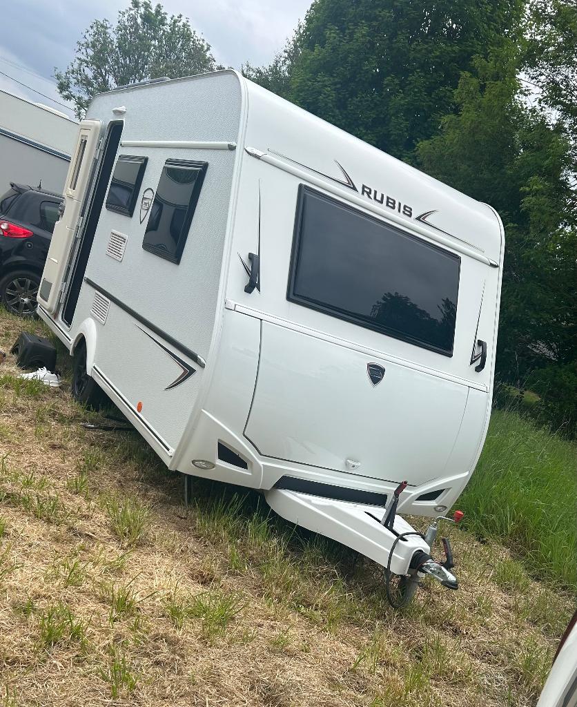 Caravelaire rubis, Caravans en Kamperen, Frans bed, Tot en met 3, Particulier, 4 tot 5 meter