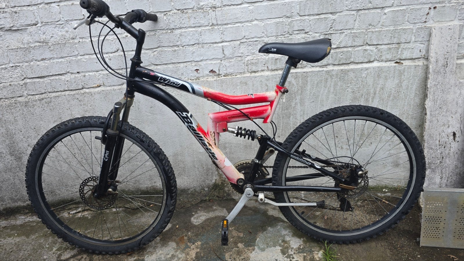 Mountain bike Ballistic wind 21 versn. Schijfremmen, Vélos & Vélomoteurs, Enlèvement