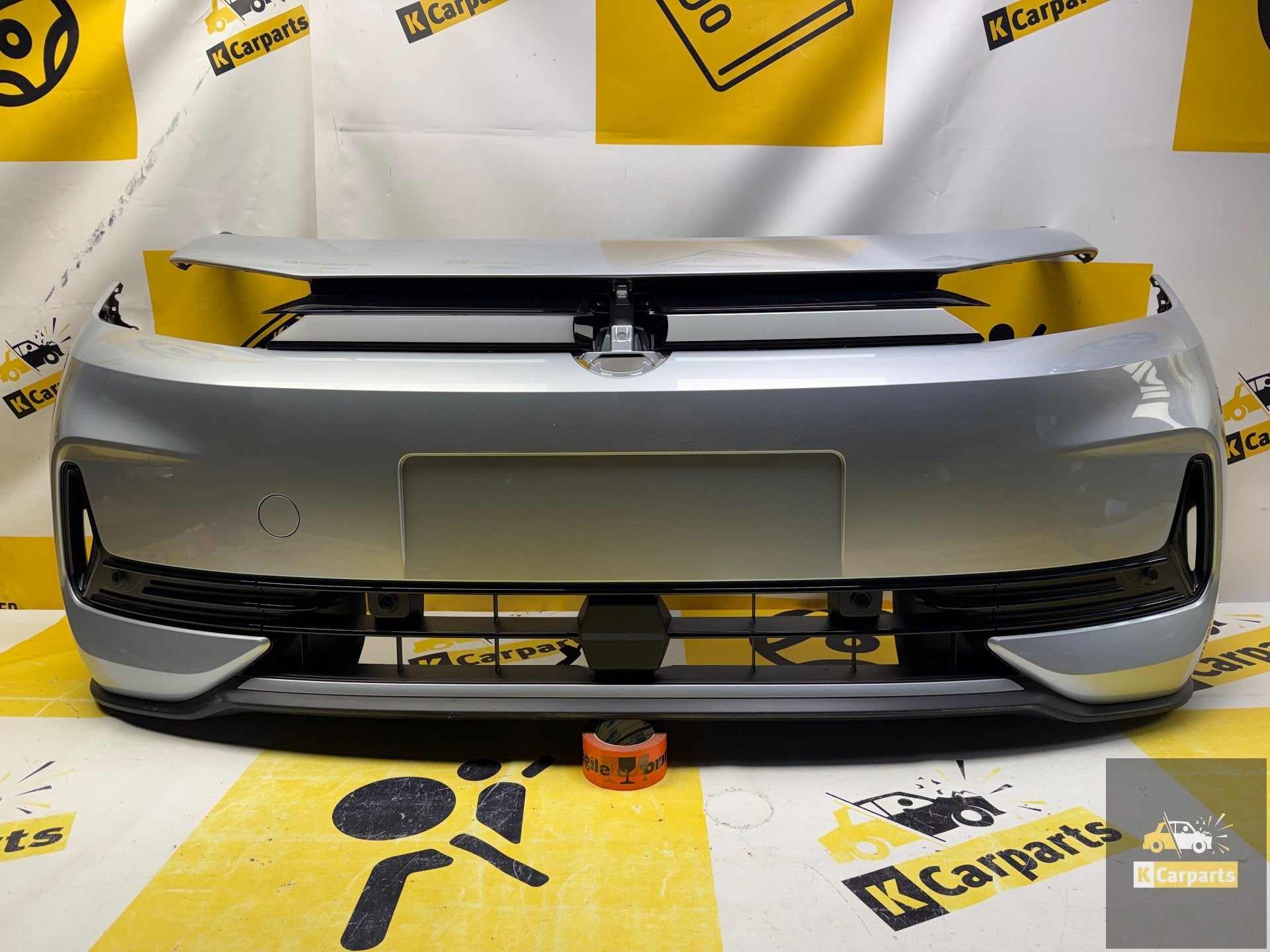 VW ID3 NEO VOORBUMPER 4PDC 10A807221C Facelift, Gebruikt, Volkswagen AG, Vw@volkswagen.de, Bumper