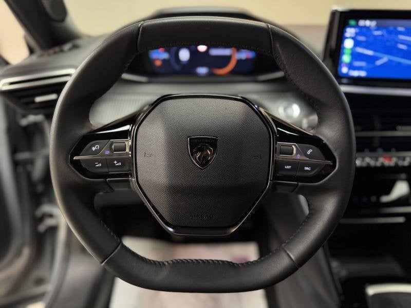 Peugeot 2008 1.2i Allure man6 **SELENIUM** LED|CARPLAY|PDC|C, Autos, Peugeot, Argent ou Gris, Achat, Euro 6, Boîte manuelle