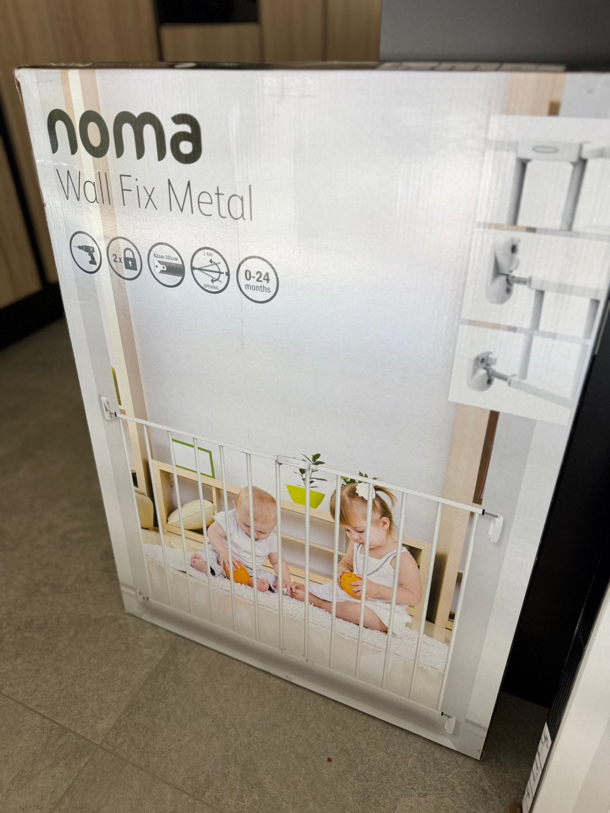2X noma wall fix metal traphekje, Kinderen en Baby's, Ophalen, Nieuw, Metaal of IJzer, Schroefhekje