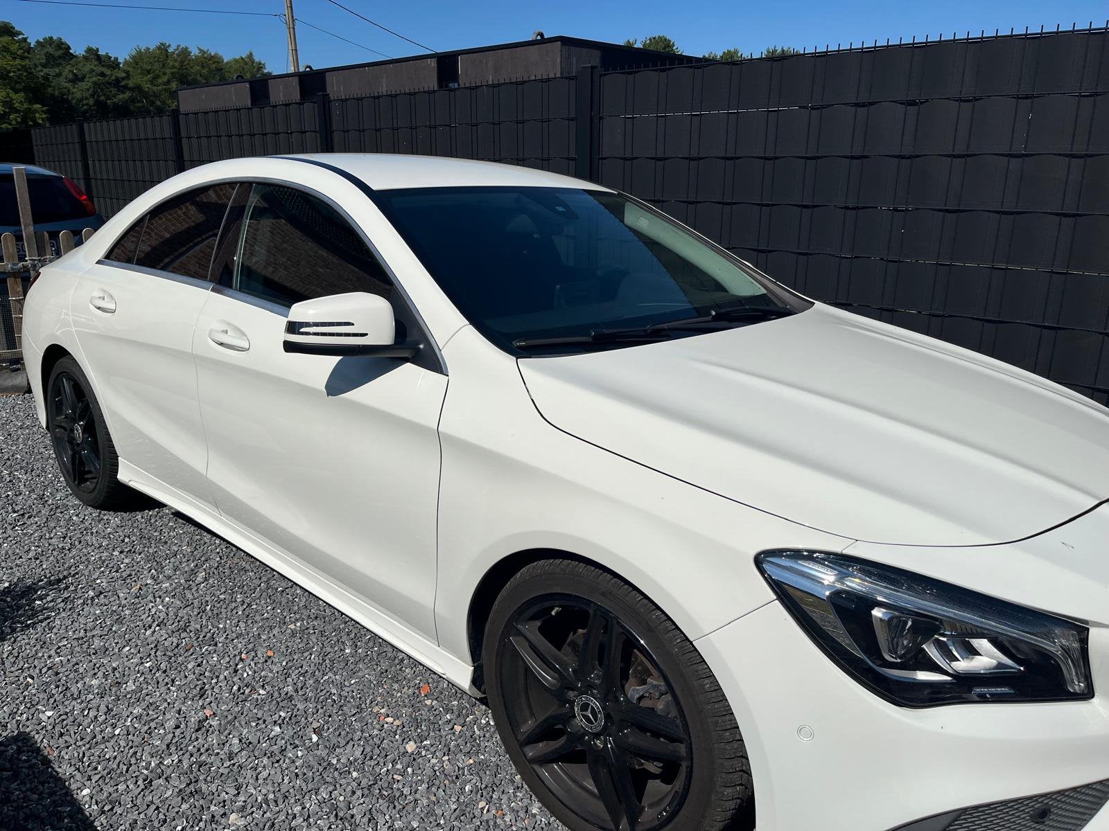 Mercedes Benz CLA 180 AMG-pakket, Autos, Mercedes-Benz, Particulier, CLA, ABS, Phares directionnels, Régulateur de distance, Airbags
