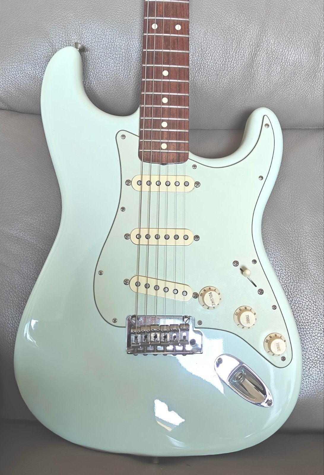 Fender Stratocaster, Ophalen, Zo goed als nieuw, Solid body, Fender