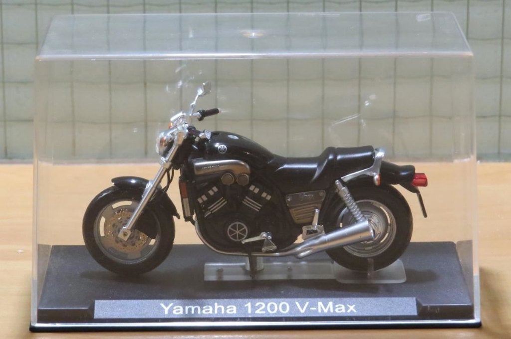 Yamaha V-Max 1:24, Hobby & Loisirs créatifs, Voitures miniatures | 1:24, Neuf, Moteur, Autres marques, Enlèvement ou Envoi
